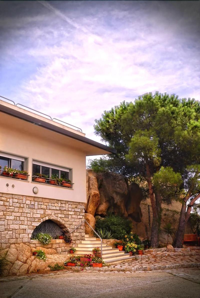 Hotel La Roccia Palau Exterior foto