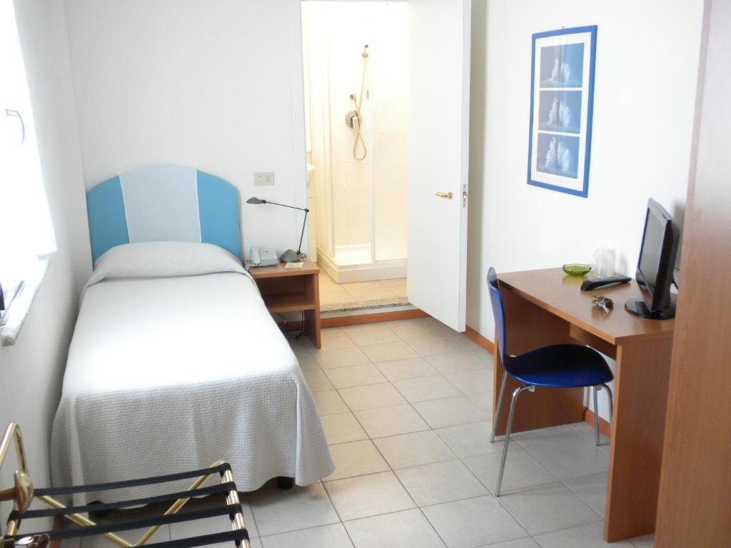 Hotel La Roccia Palau Cameră foto